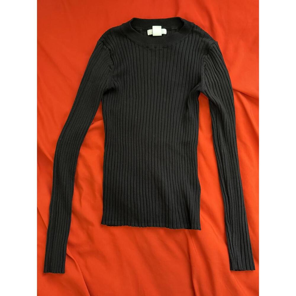 H&M Knit Longsleeve in Black (SMALL)